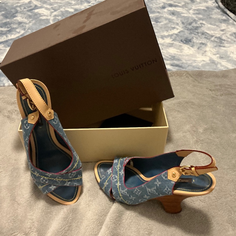 Louis Vuitton size 39
